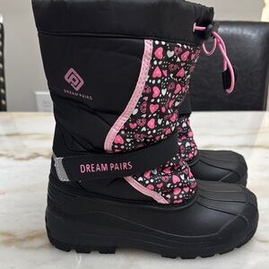 Dream Pairs Kids Boots Black and Pink